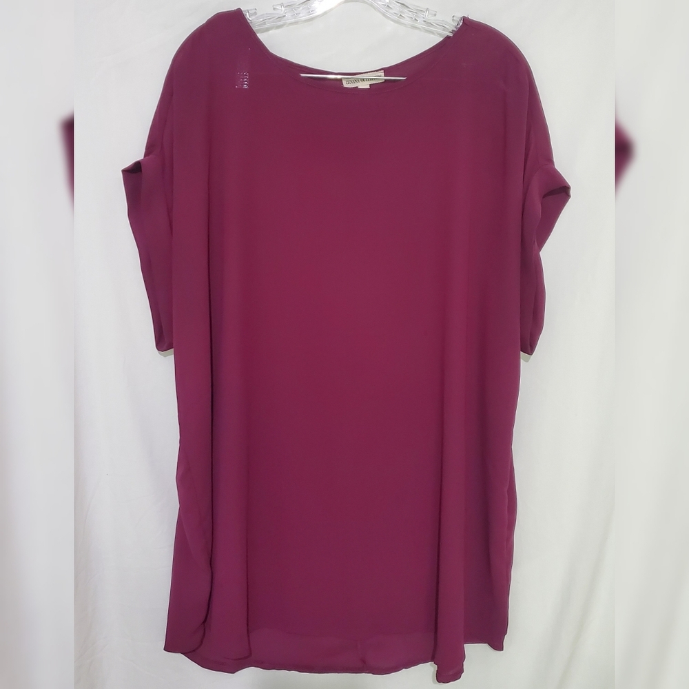 Zenana Outfitters, Women's Plus, Short Sleeve Blouse